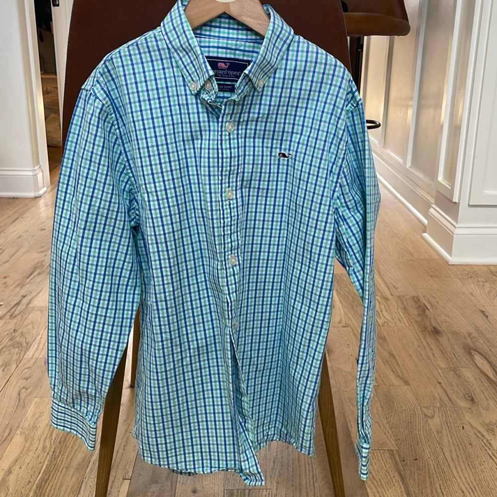 Boys Vineyard Vines long sleeve button up